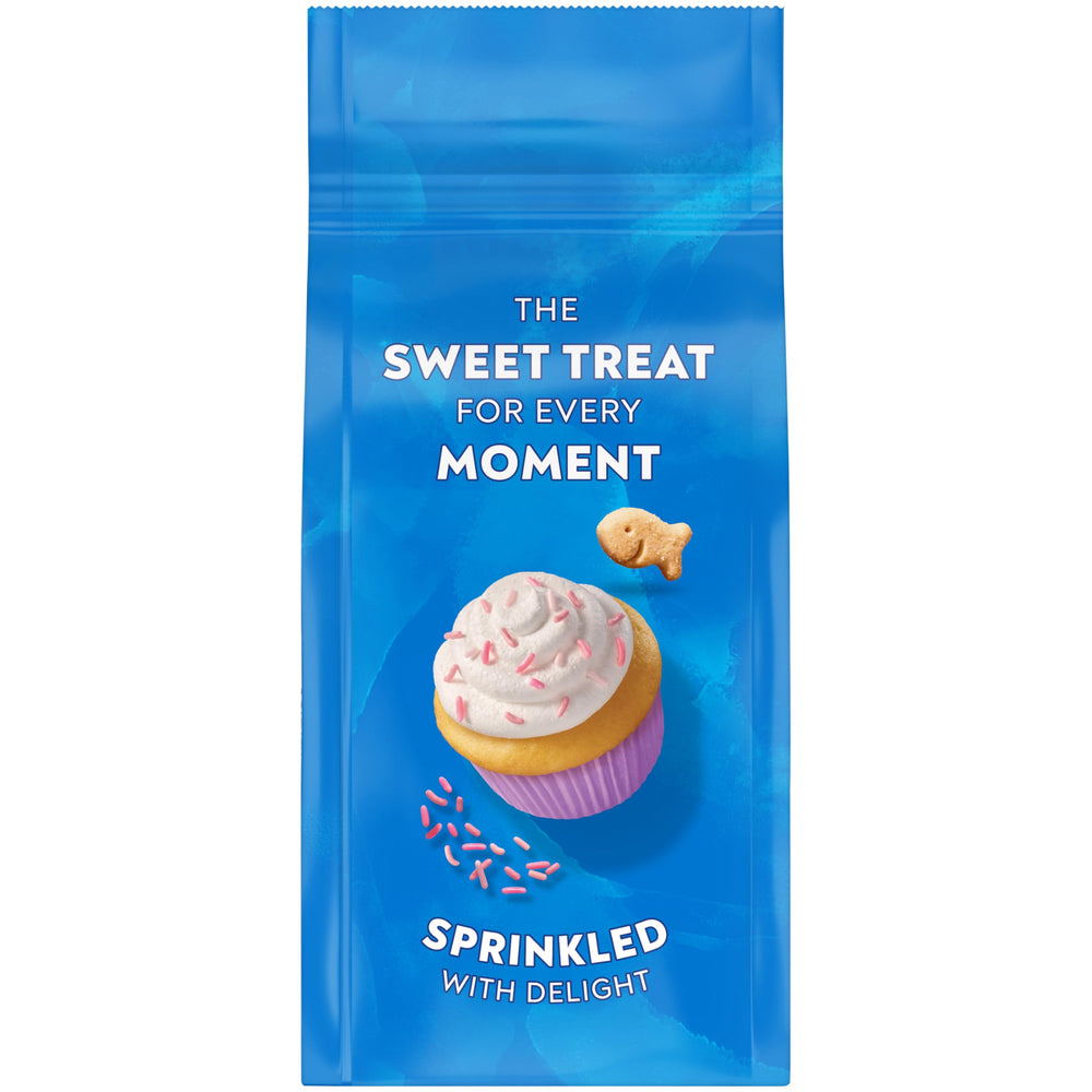 Goldfish Grahams Vanilla Cupcake back-of-bag with no artificial flavors mentioned.