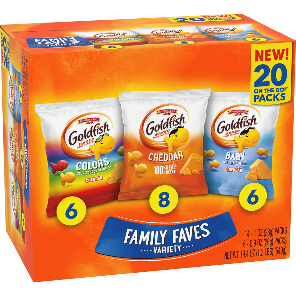 Goldfish crackers perfect for lunch sides and quick breaks.