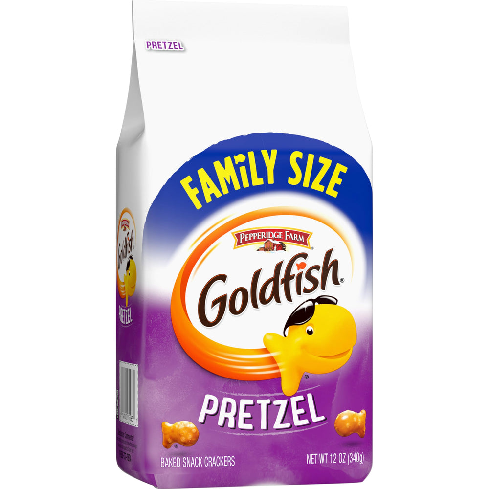 Goldfish Pretzel Crackers sprinkled on a salad for extra crunch