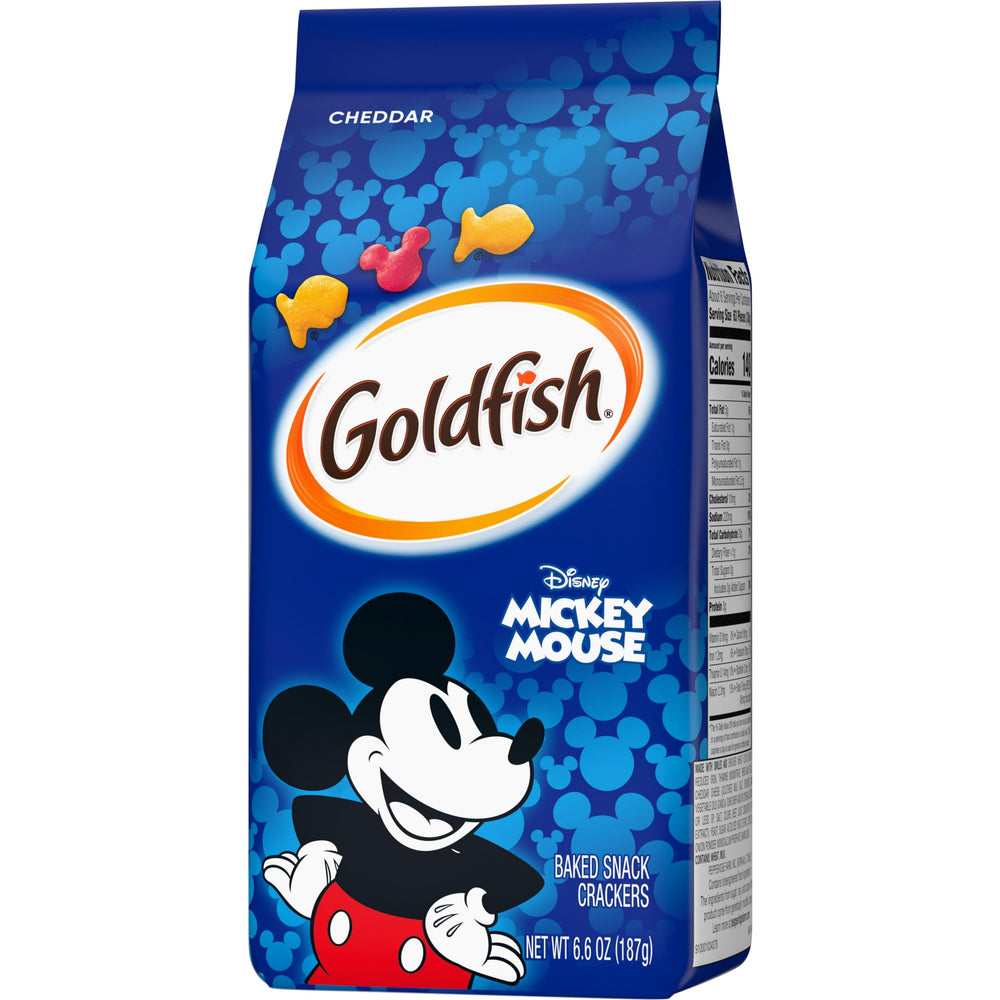 Goldfish snack platter for kids and family gatherings