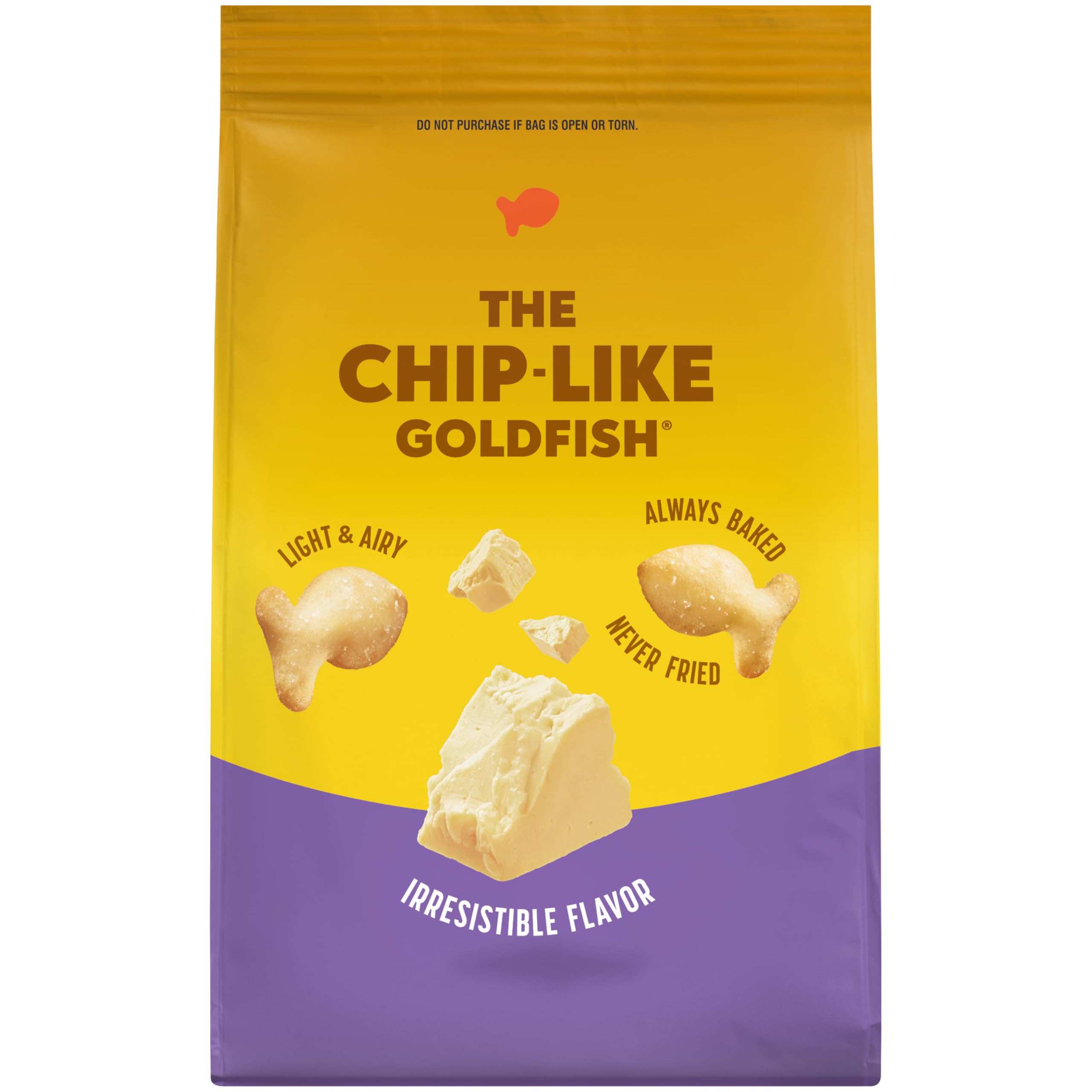 Goldfish White Cheddar baked crackers break-apart shot highlighting bite-sized pieces