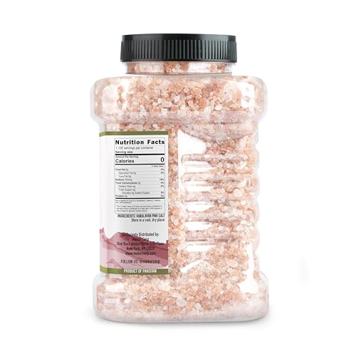 Refill-ready Good Tierra salt grinder with coarse pink crystals for fresh table seasoning