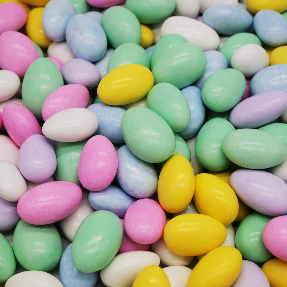 Gotta B Sweet Jordan Almonds on wedding displays add elegant color.