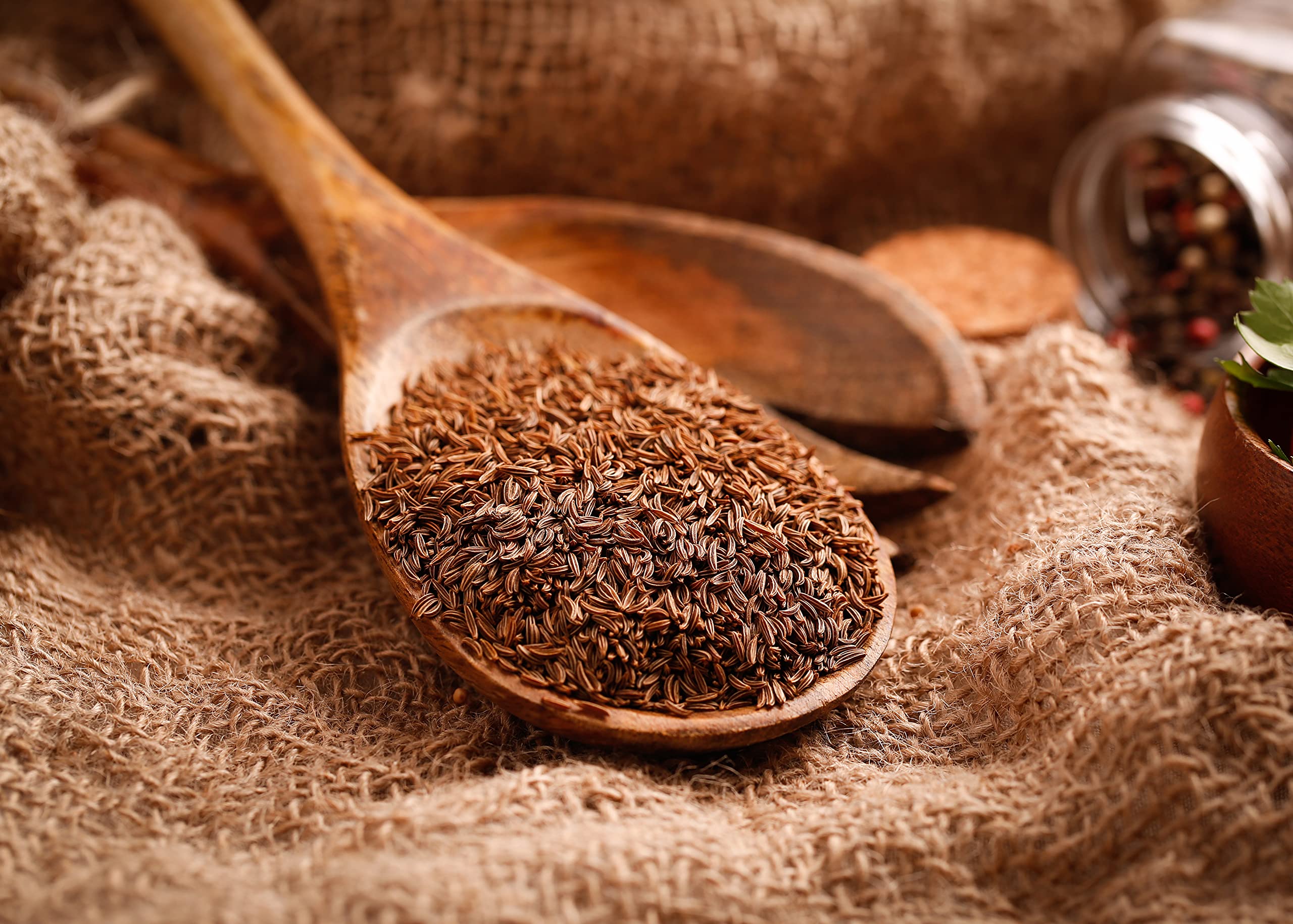 Gourmanity caraway seeds for soups provide depth and aroma