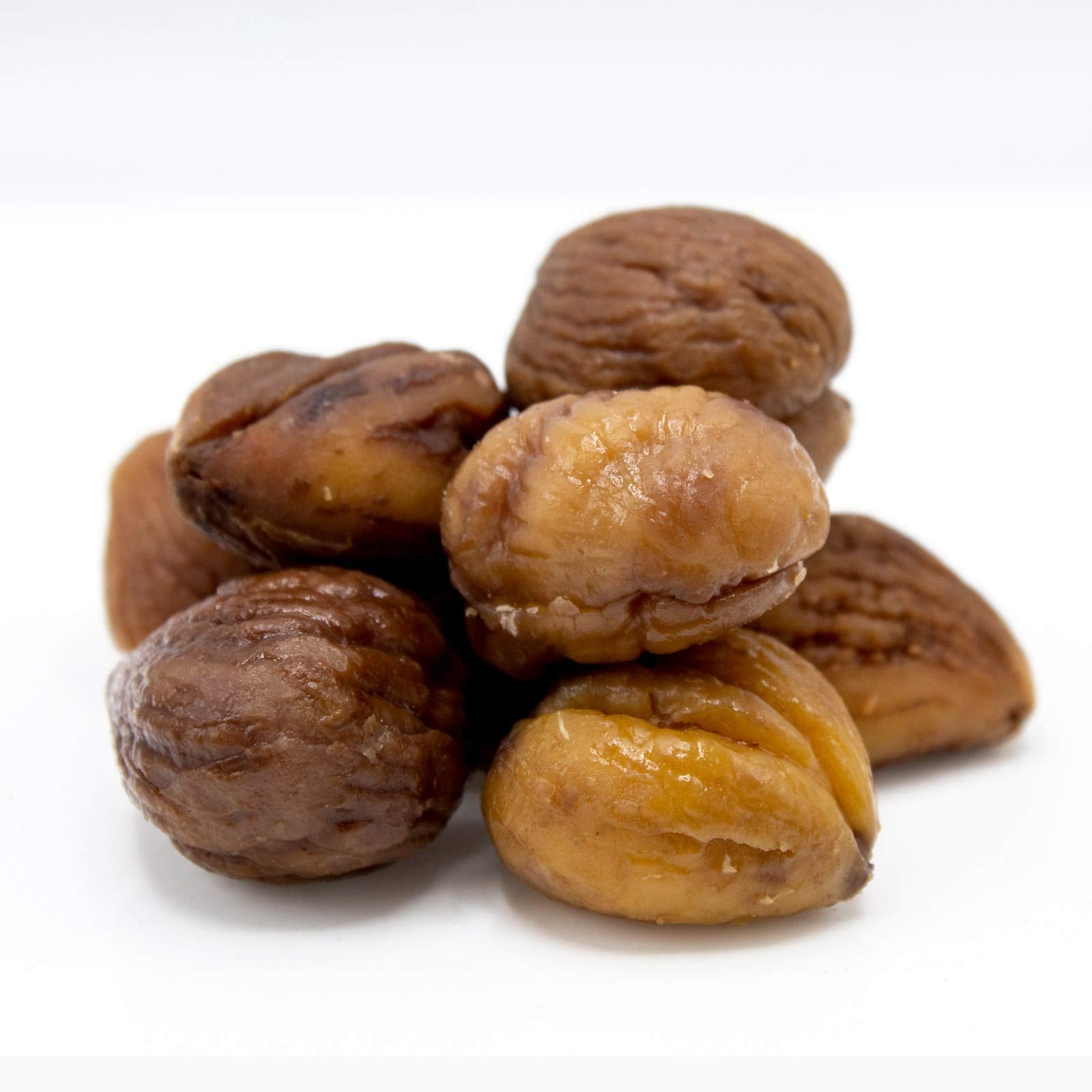 Close-up of Gourmanity peeled chestnuts, ideal for quick snacking.