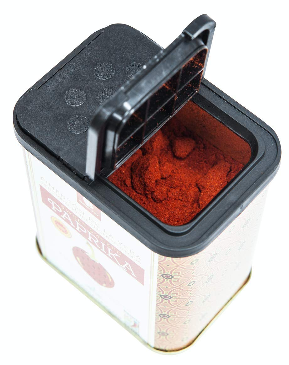 Gourmanity smoked paprika powder closeup—fine texture ideal for rubs.