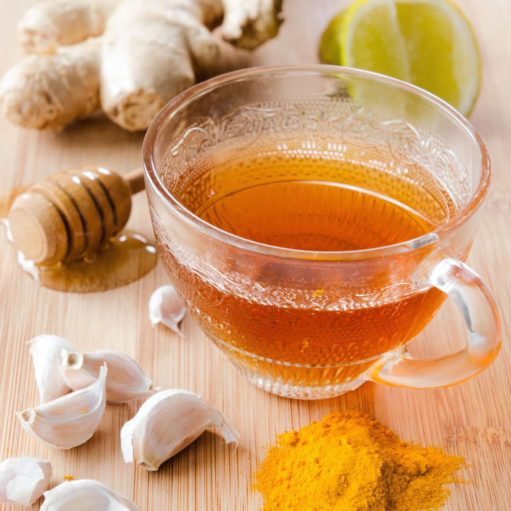 GranAroma Honey Granules blend smoothly into smoothies for natural sweetness.