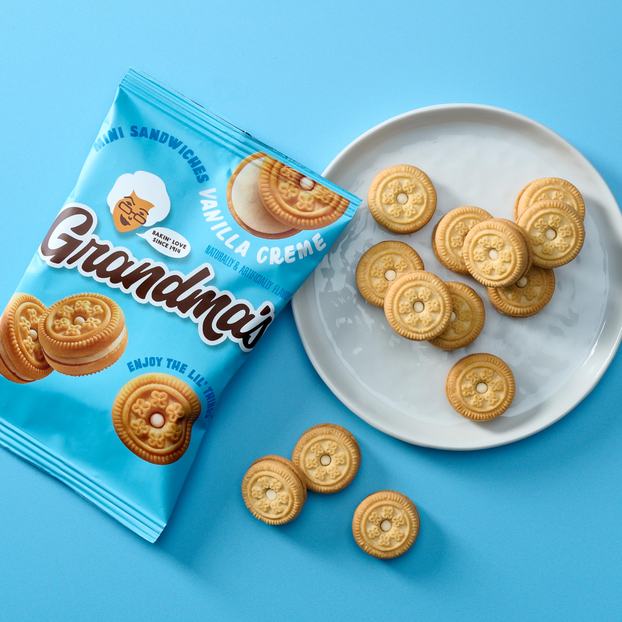 Grandma's Chocolate Brownie cookies: fudgy flavor for dessert moments.