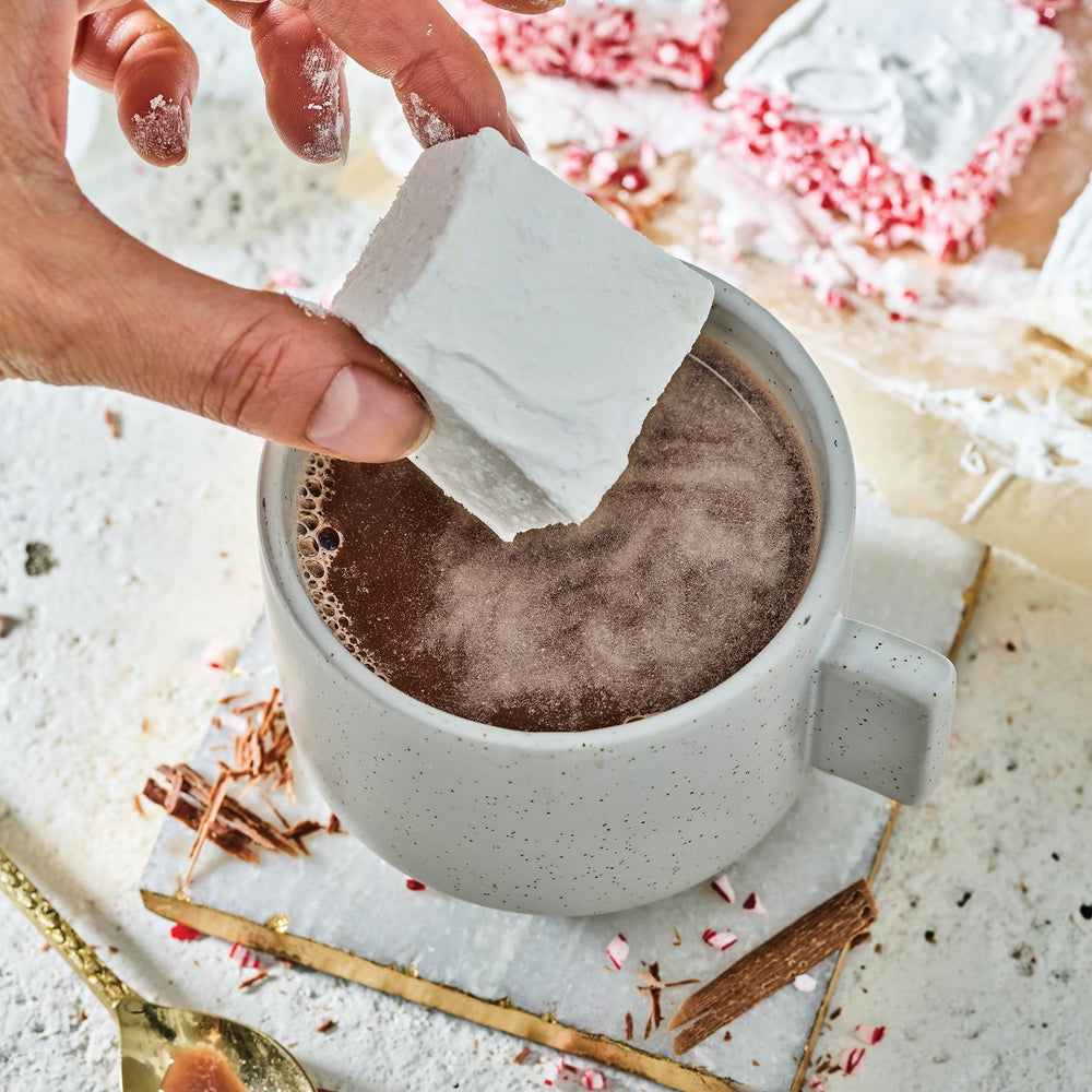 Great Lakes Wellness beef gelatin powder carries a grass-fed label.