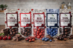 Green Jay Gourmet resealable bag keeps chocolate-coated blueberries fresh and convenient.