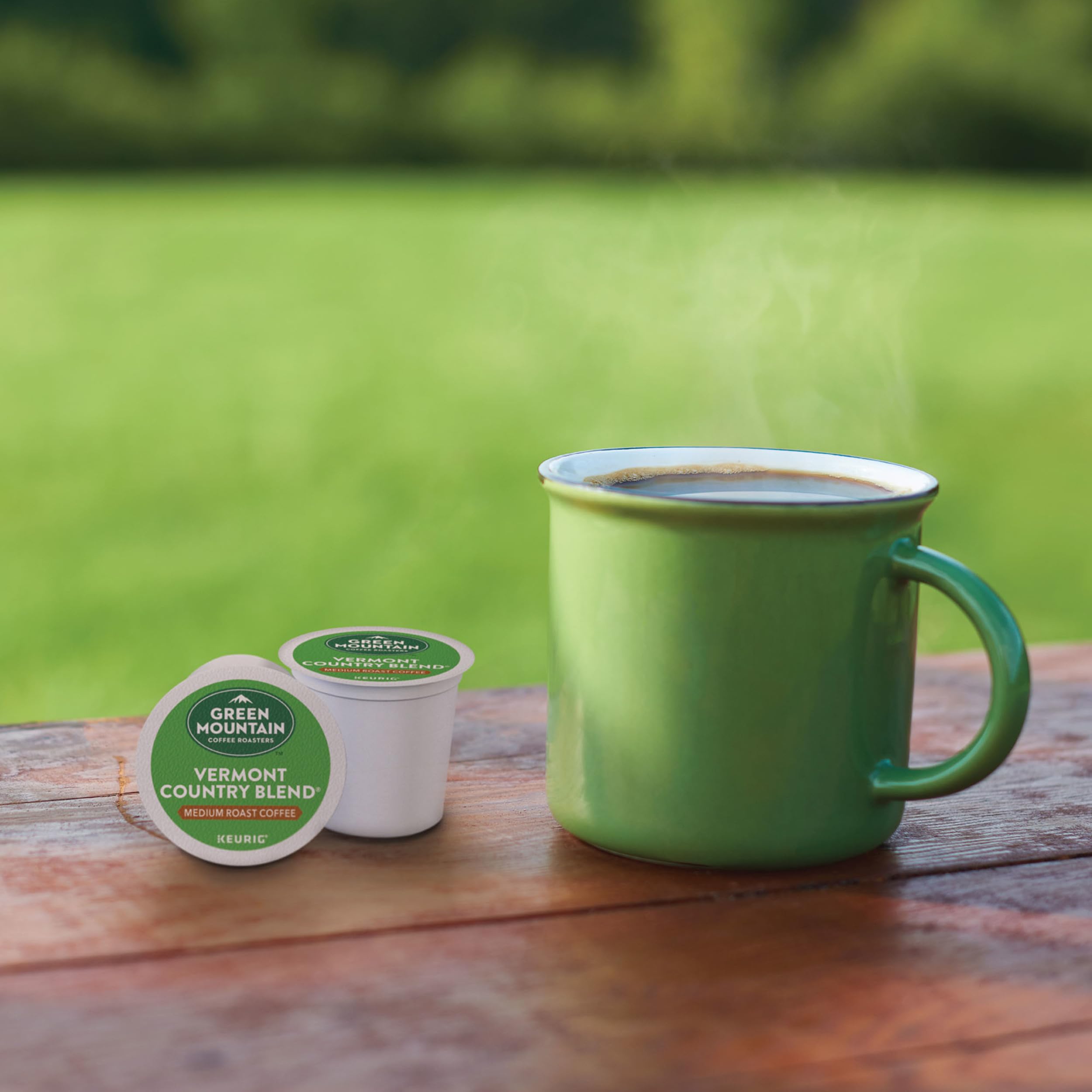 Green Mountain Vermont Country Blend aroma close-up emphasizes inviting fragrance