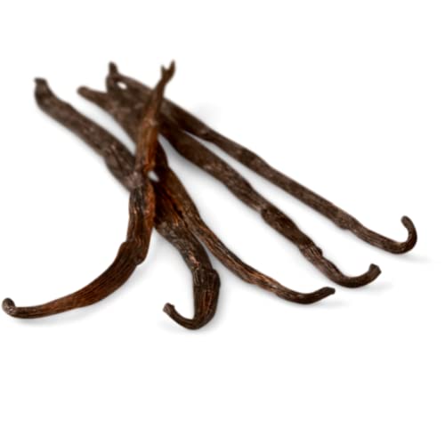 Green Vanilla Madagascar vanilla beans, 4-6 inch pods, ready for extract or infusion.
