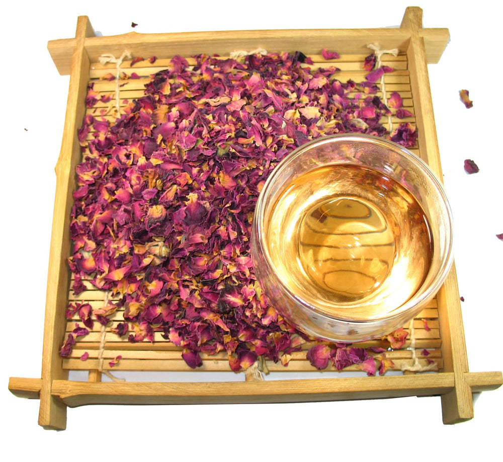 Greenhilltea rose petals decorating a cake for natural color