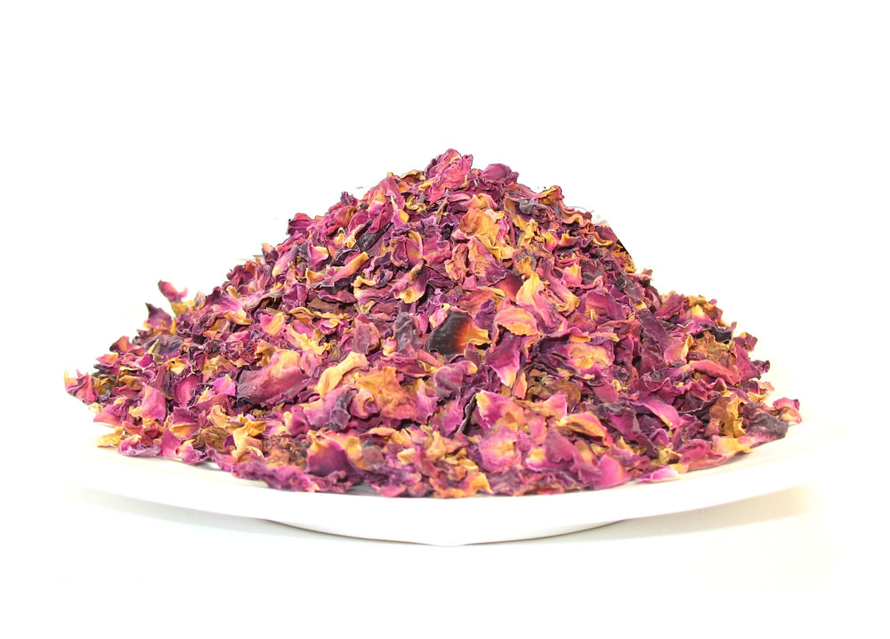 Greenhilltea rose petals as a versatile kitchen staple for tea and baking