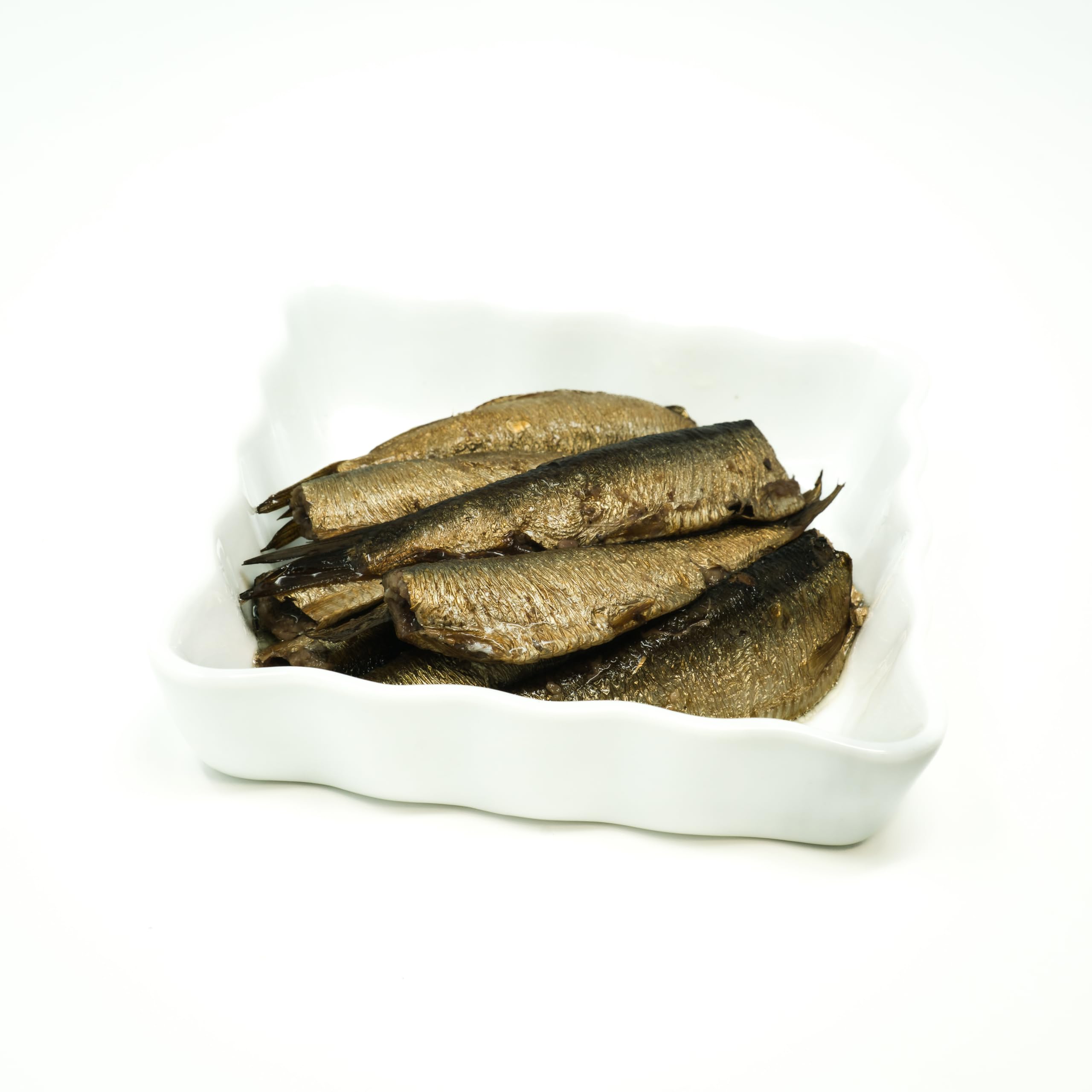 GRILLED CATCH Latvia product label emphasizes authentic origin and craftsmanship.