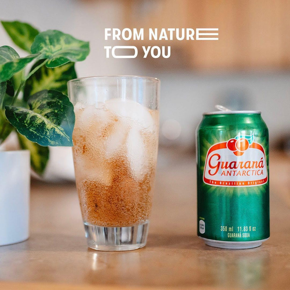 Guaraná ANTARCTICA label close-up highlighting natural guaraná ingredients for a mild energy lift.
