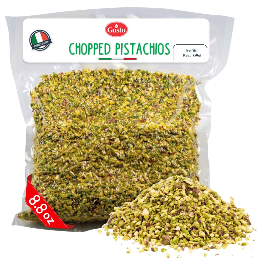 Gusto Etna raw chopped pistachios close-up showing natural texture.