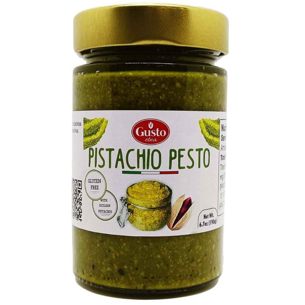 GUSTO ETNA Pistachio Pesto jar showing emerald specks, ideal for pasta