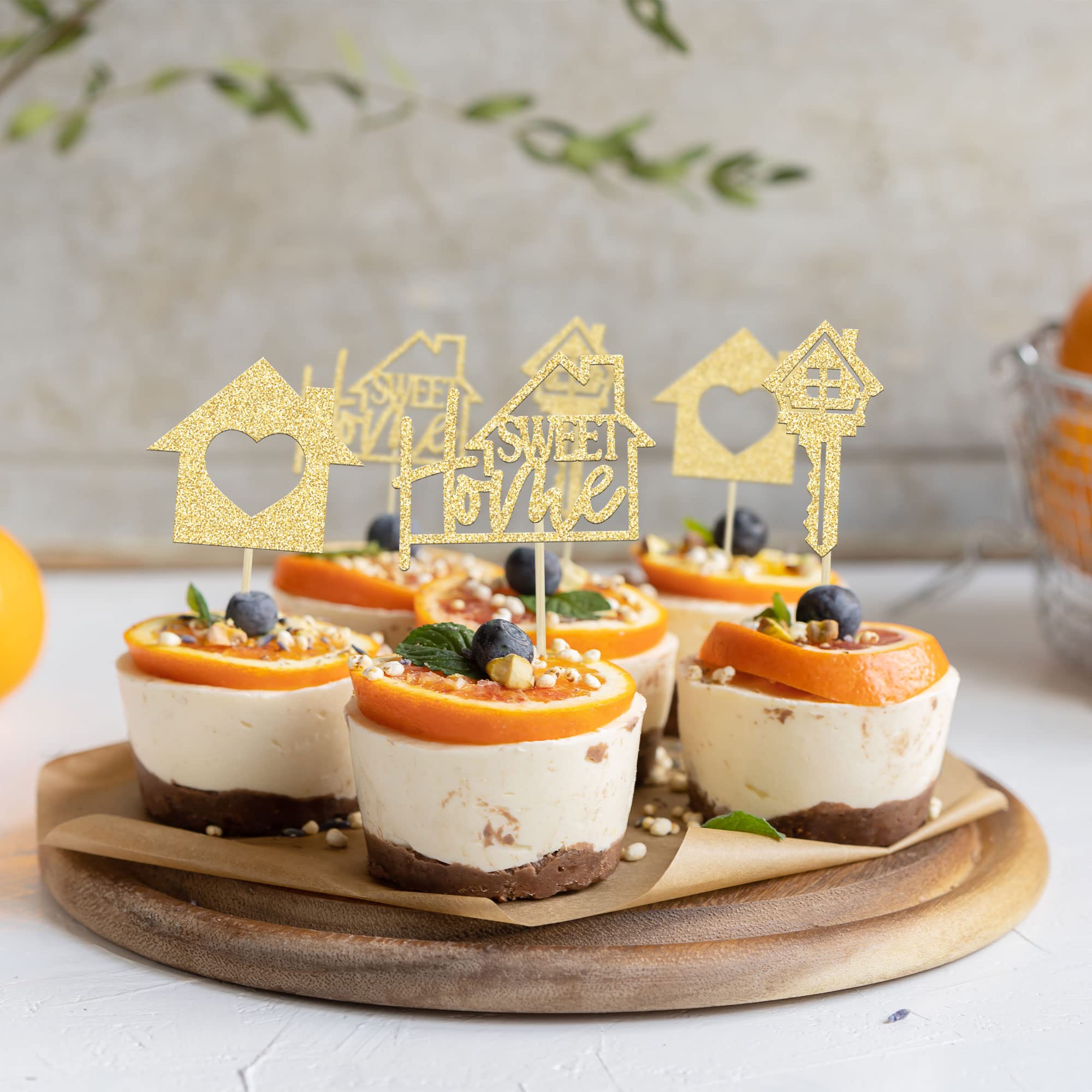 Gyufise housewarming cake decor set adds personality to desserts.
