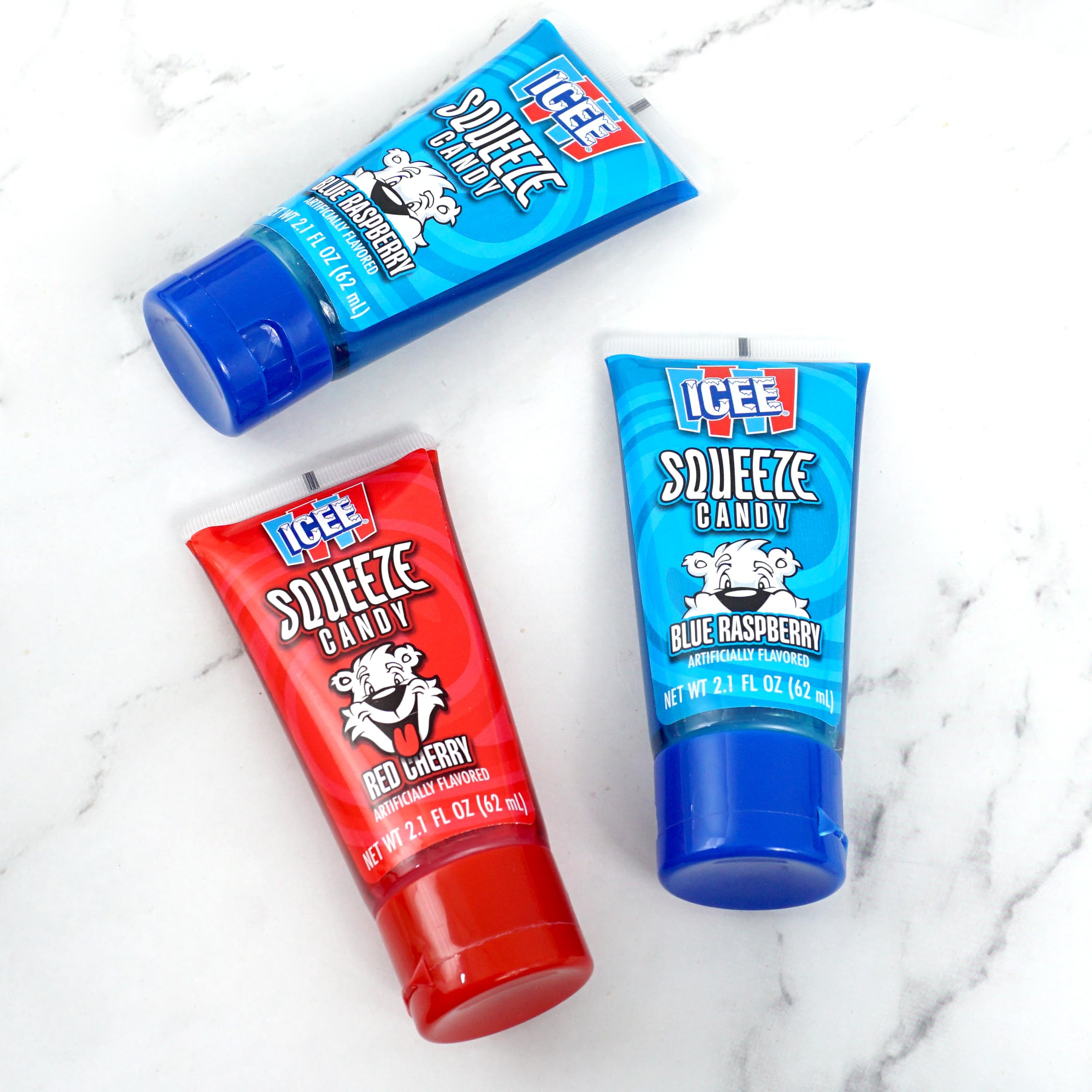 THE HAMPTON CANDY COMPANY Ice Squeeze cherry tube ideal for on-the-go snacking.