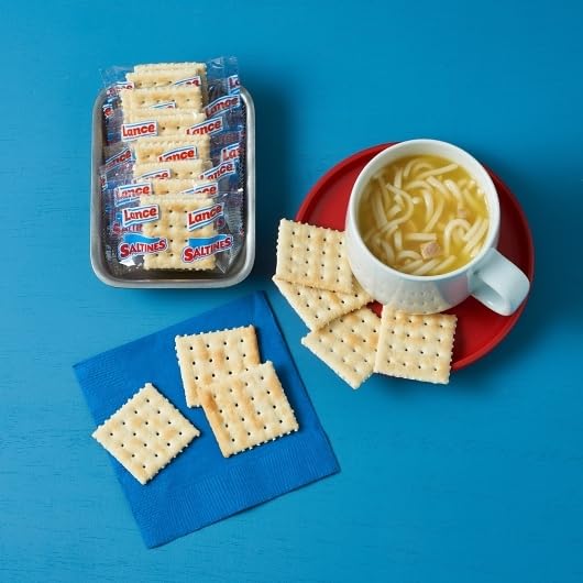 Hampton Distribution saltine crackers for picnics and travel pair well with dips and toppings