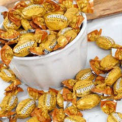 Serving tray with ginger candies ideal for parties or family snacking sessions.