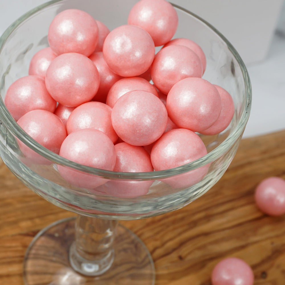 The Hampton Pink Shimmer Gumballs come in a 2 lb bulk bag with about 110 pieces