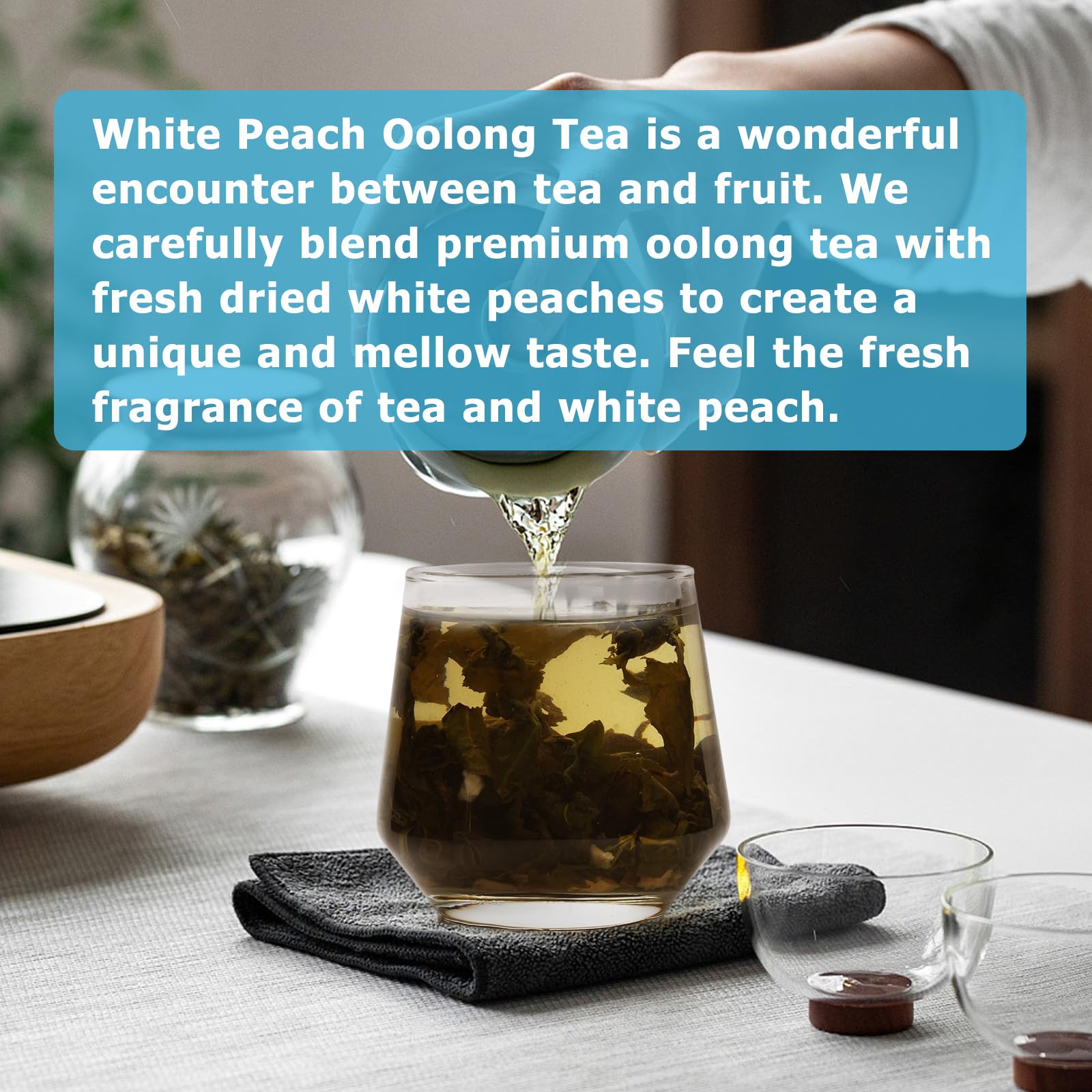 HANFANGLING White Peach Oolong Tea peach slices visible, signaling natural sweetness and inviting flavor.