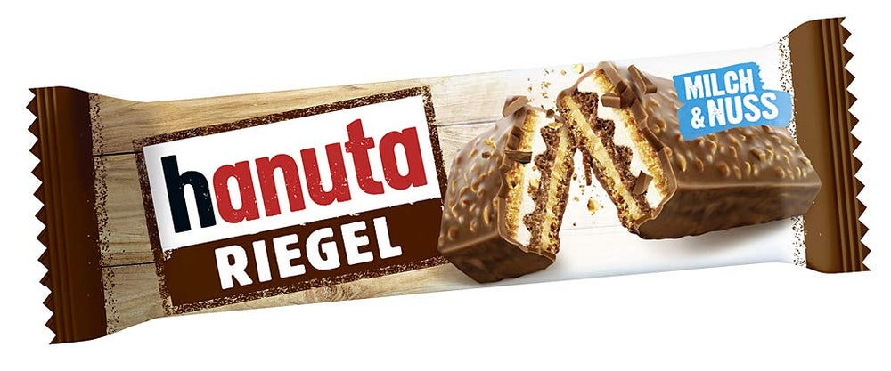 Hanuta Riegel bars texture close-up highlighting crispy wafer layers