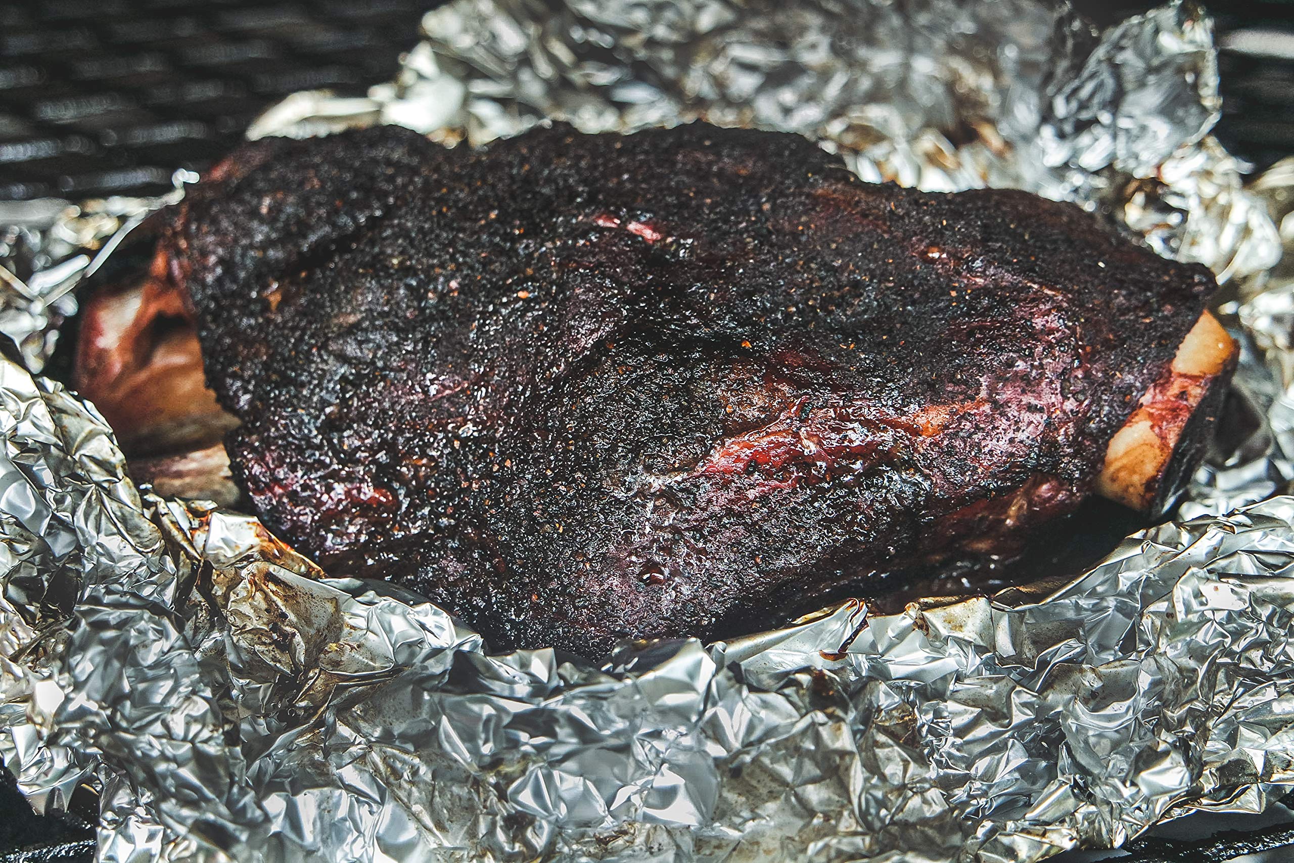 Hardcore Carnivore Camo large shaker holds big cuts.