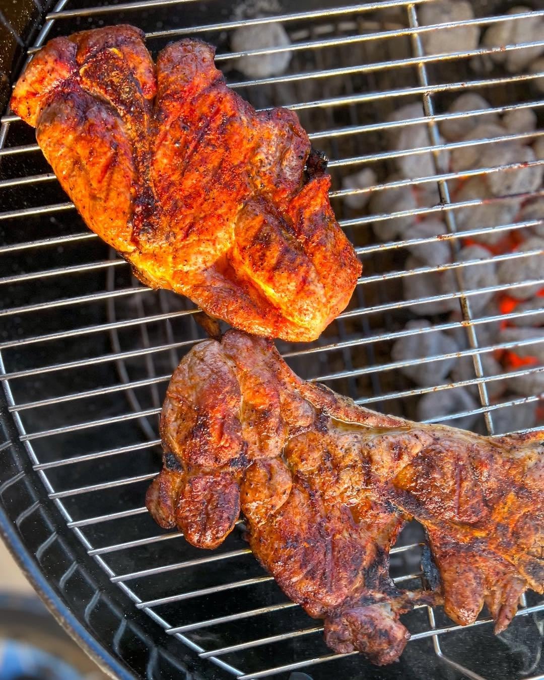 Hardcore Carnivore Red 11 oz shaker ideal for frequent cookouts and backyard grilling.