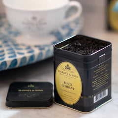 Harney & Sons loose-leaf Black Currant blend close-up with currants.