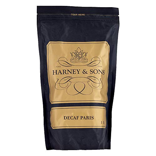 Harney & Sons Decaf Paris tea brew steeping reveals vanilla and bergamot notes for a calming night.