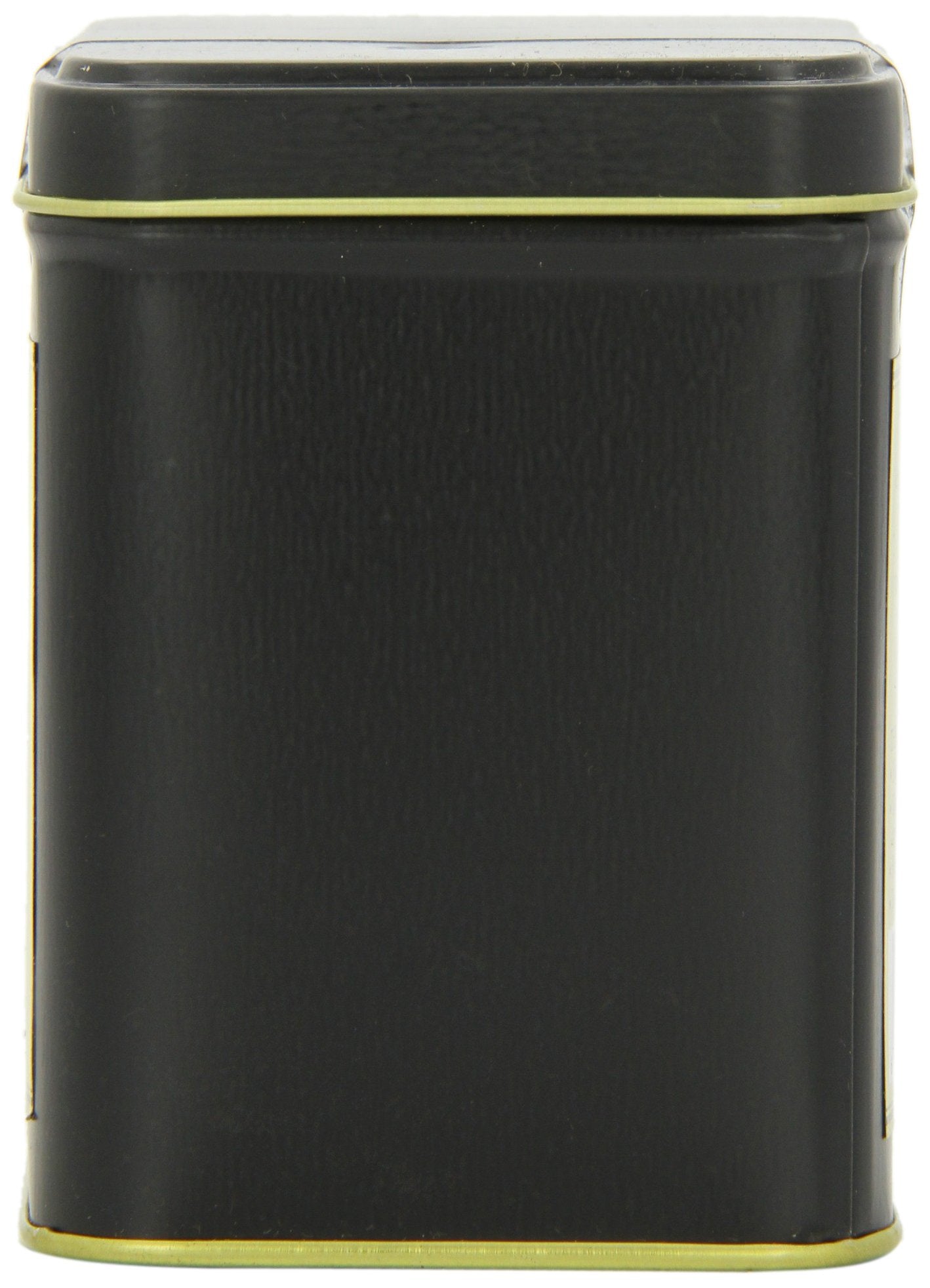 Harney & Sons cup reveals rich, medium-bodied tea with spice.