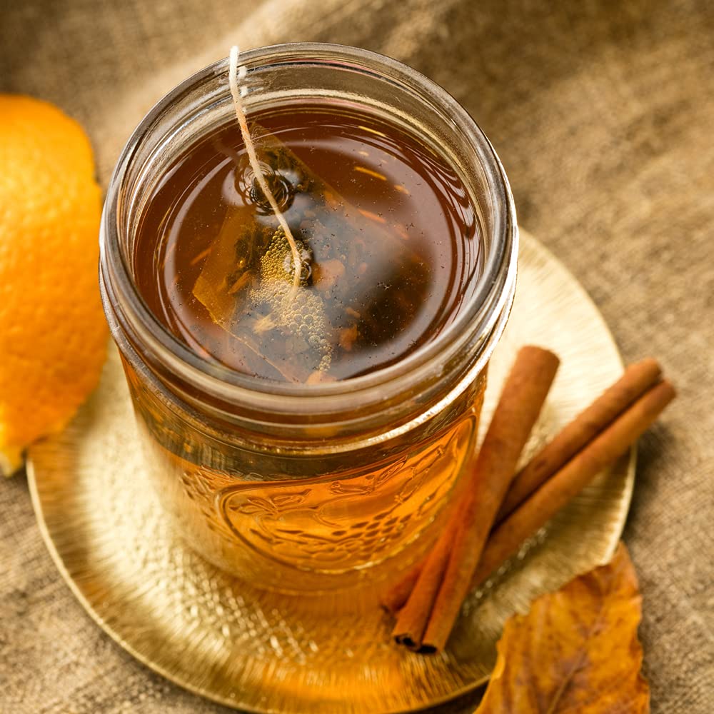 Harney & Sons Hot Cinnamon Spice brewed cup, aromatic and warming, ideal for a comforting afternoon.