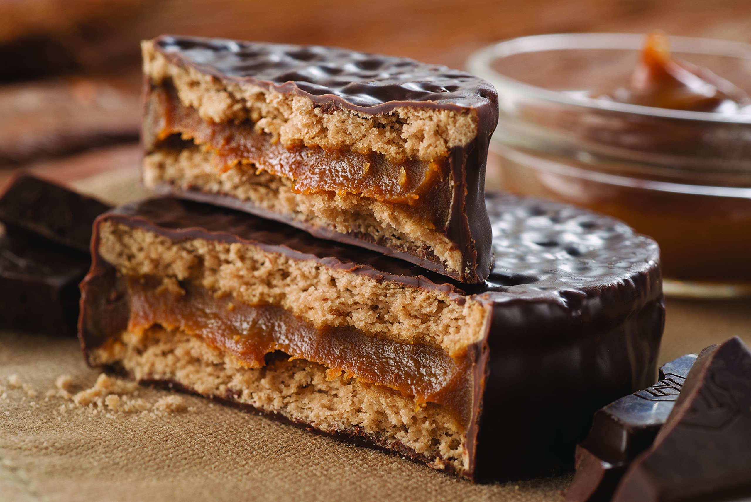 Havanna Alfajores Argentinos serving platter, shareable treat for gatherings