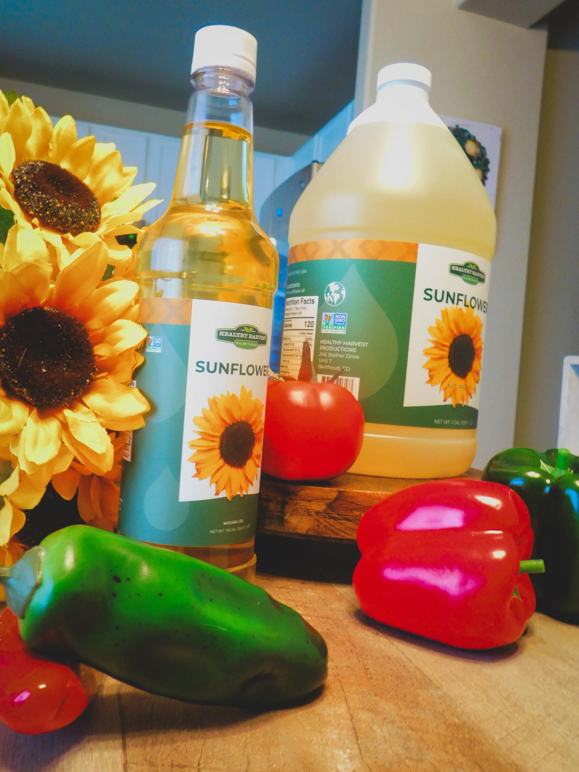 Healthy Harvest Sunflower Oil processing scene emphasizing natural antioxidants