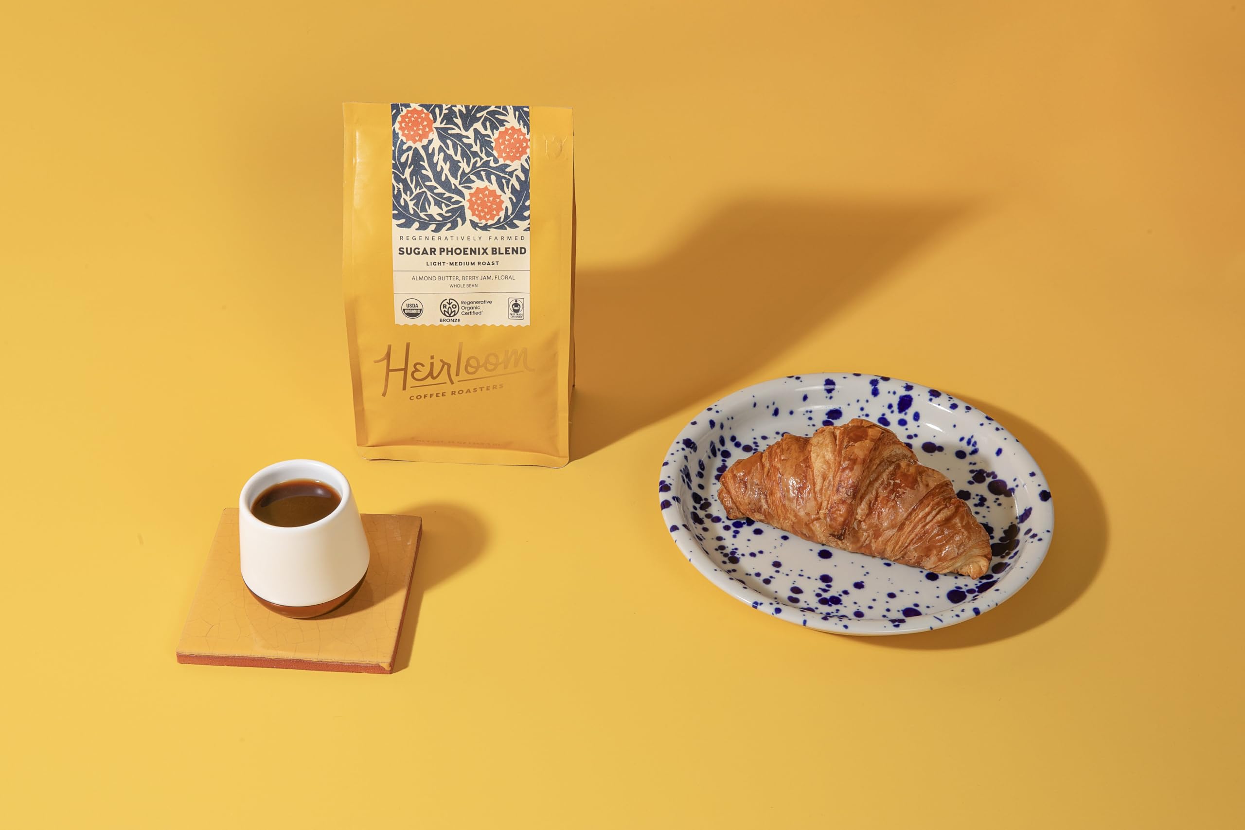 Heirloom Sugar Phoenix Blend roast profile visual on the bag.