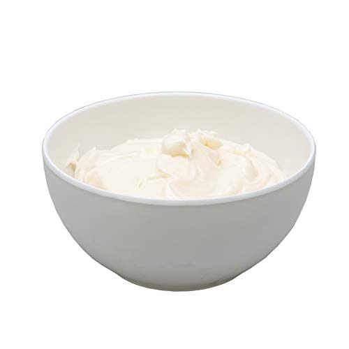 Hellmann's Light Mayonnaise 210-pack ensures ready-to-use portions.