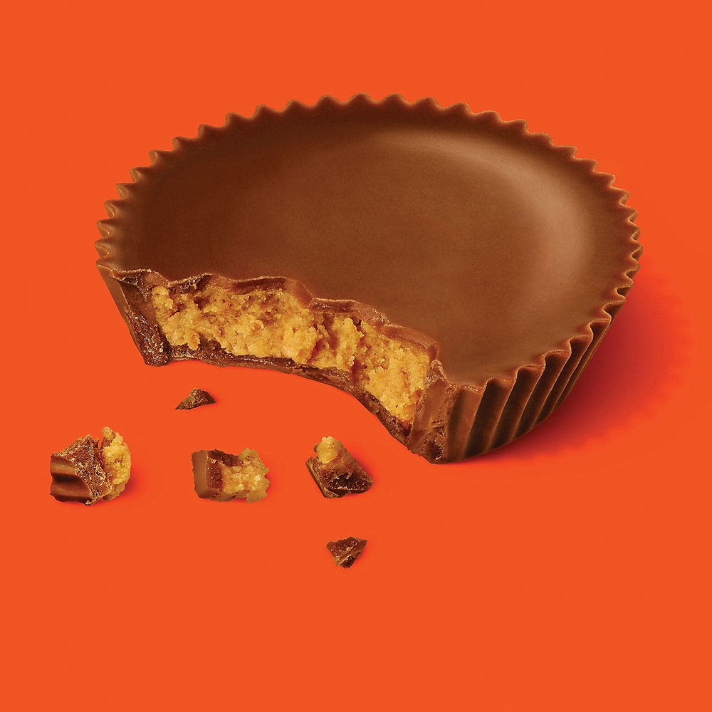 Bulk concession box featuring Hershey's, Kit Kat, and Reese's for events.