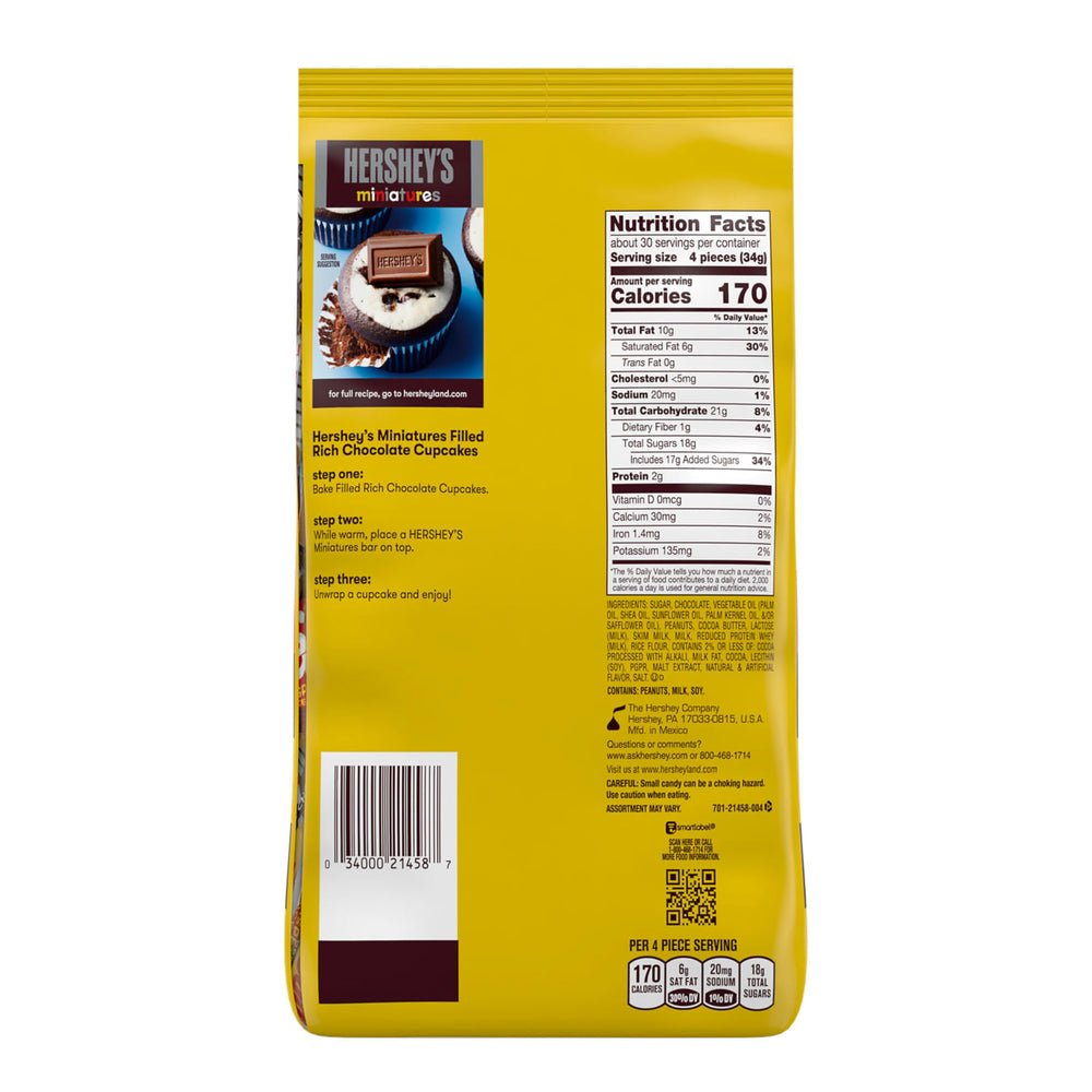 HERSHEY'S Miniatures bars variety pack interior view; ideal for party tables.