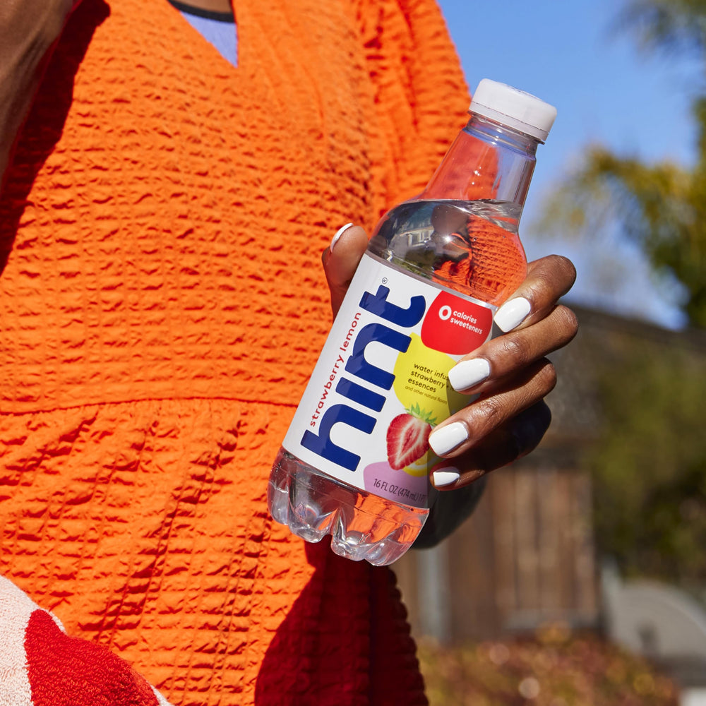 Hint flavored water on gym bag emphasizes zero sugar option.