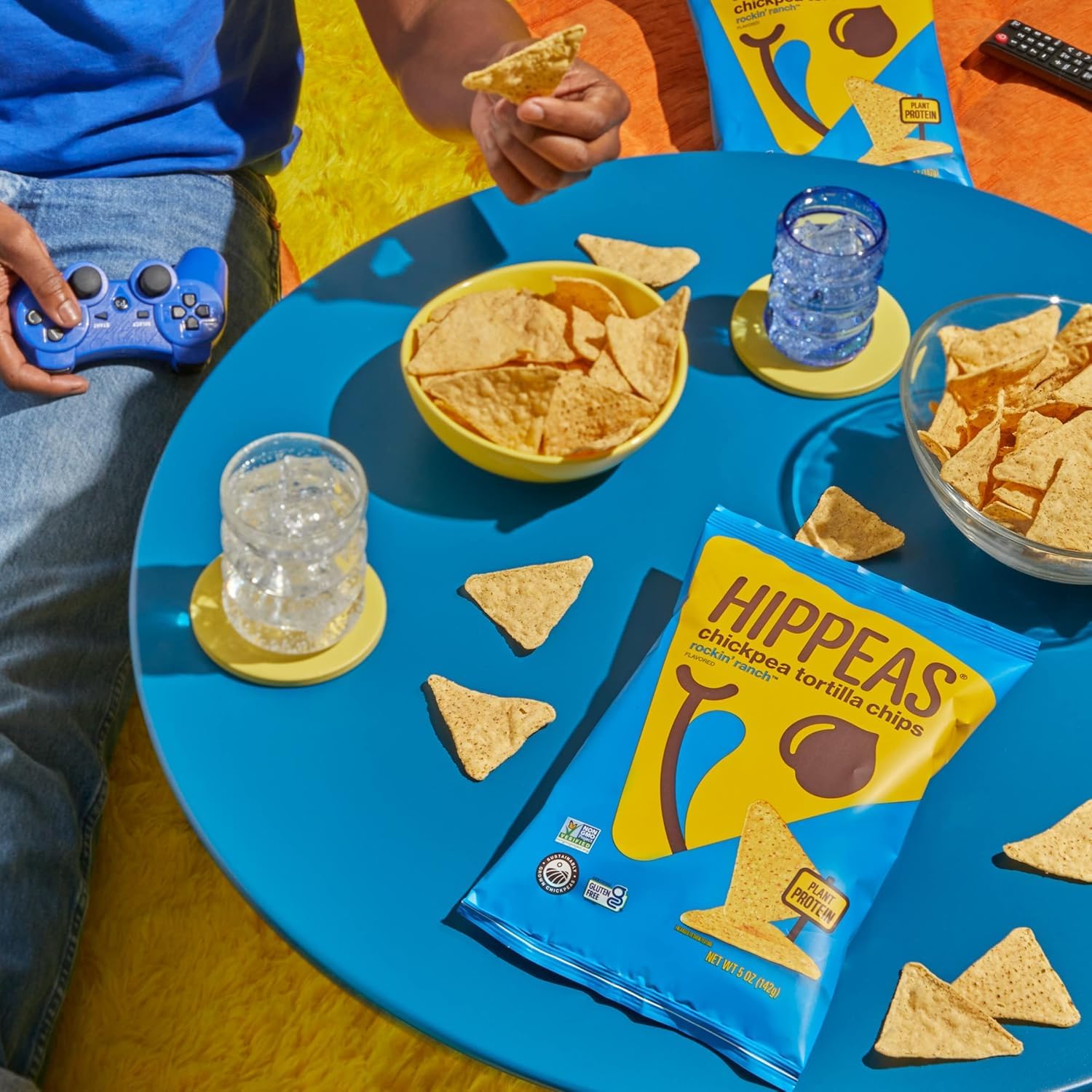 Kids enjoy HIPPEAS chips in lunchbox as a gluten-free snack