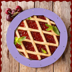 HOHUIGO edge protector keeps crust edges from burning during baking.
