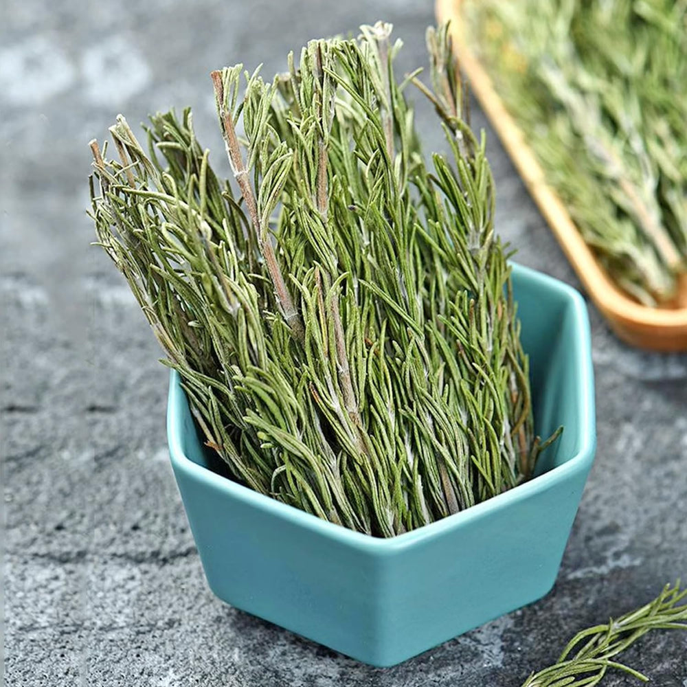 HOLFLYING dried rosemary aroma enhances tea and spice blends.