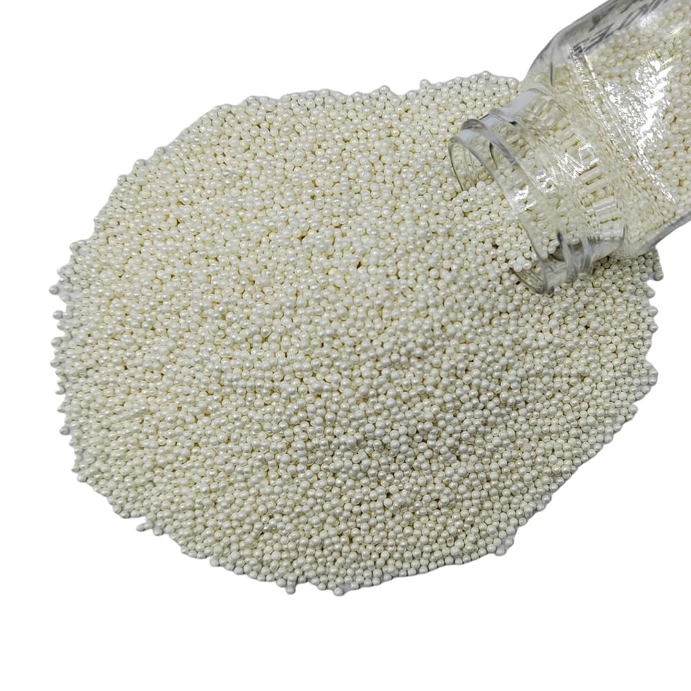 Decorated cake with Homankit nonpareils adds texture and color.