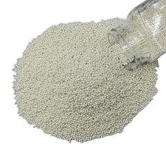 Decorated cake with Homankit nonpareils adds texture and color.