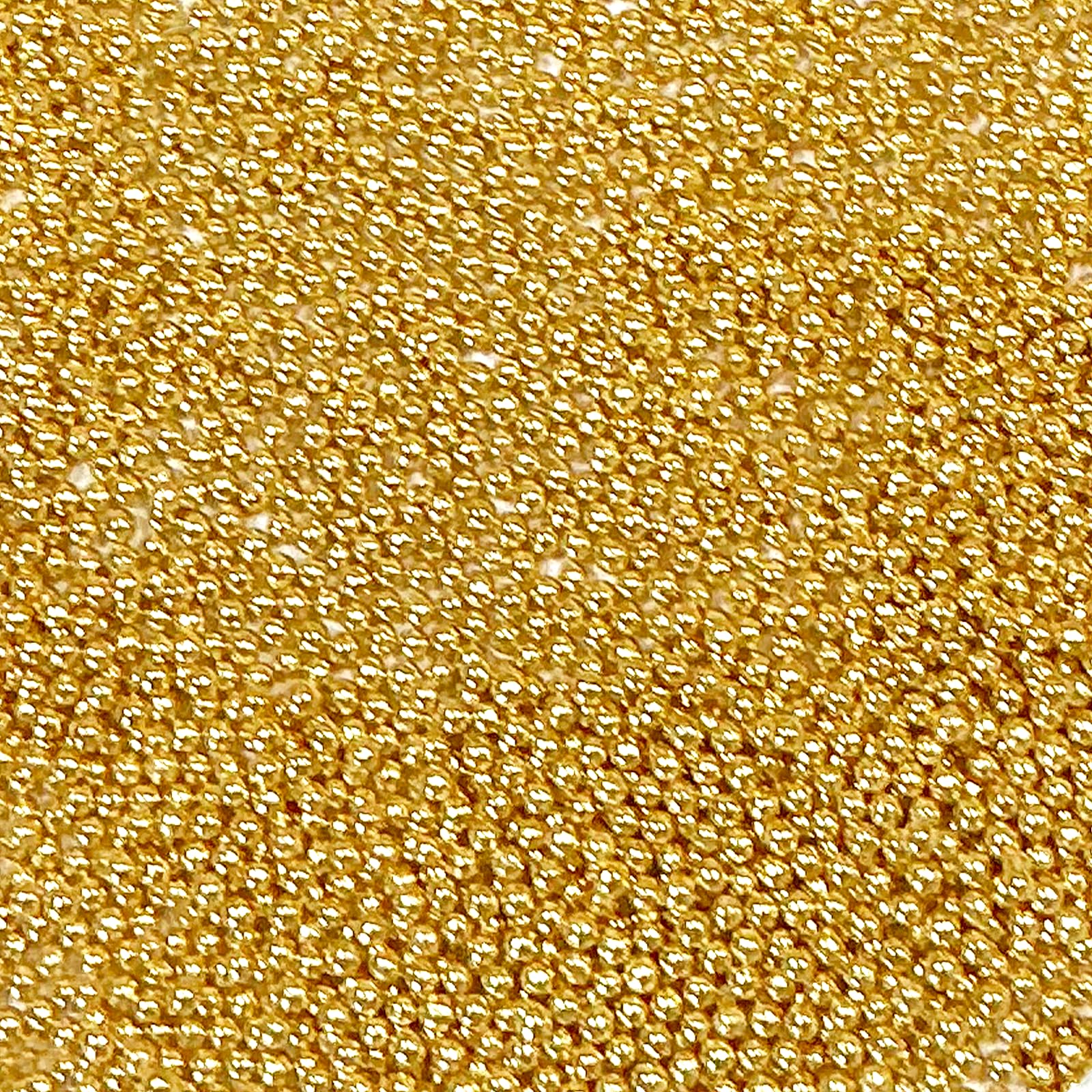 Homipooty gilded snowflakes on Christmas cakes add festive shimmer