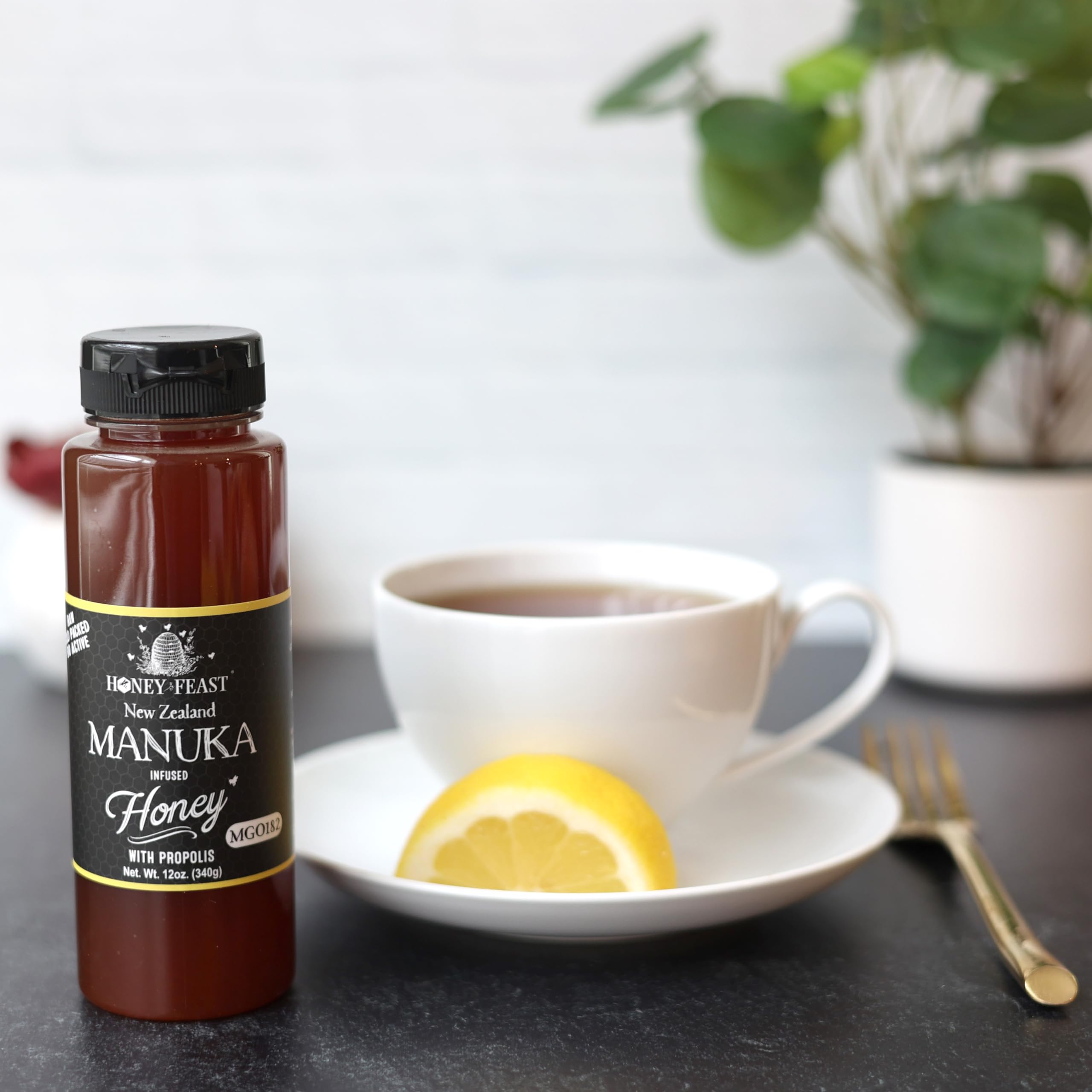 Honey Feast Authentic New Zealand Manuka honey bottle showcases MGO182 quality