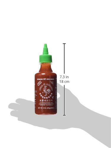 Huy Fong Sriracha on pizza
